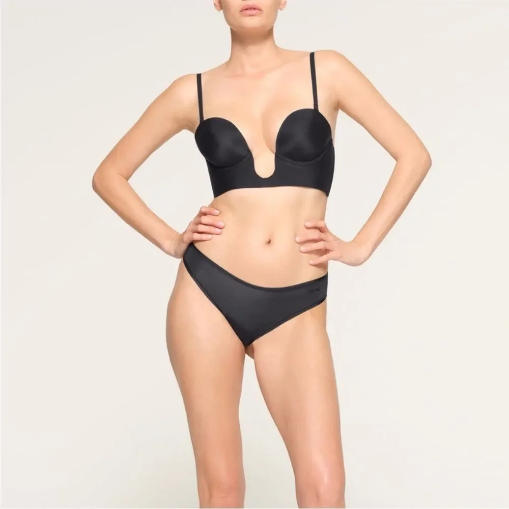 NEW SKIMS DEEP PLUNGE SHAPEWEAR BRA IN BLACK SIZE S - Picture 12 of 14